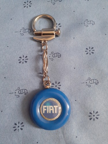 Very rare vintage fiat - rare, shackle