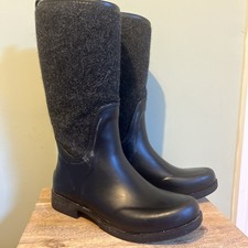 UGG Womens 10 Reignfall