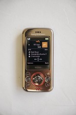 Sony Ericsson W395 –