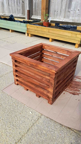Wooden square raised - wooden,