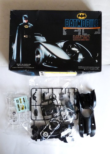 Batman batmobile aoshima - batman, batmobile,