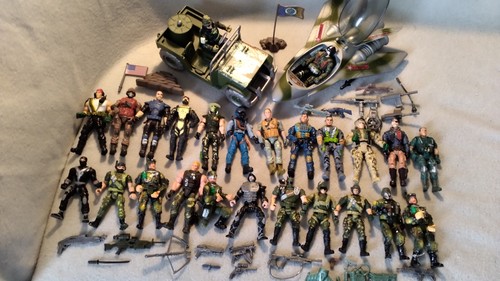 Military action figures and - action,