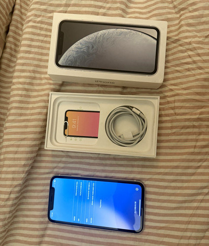 Apple iphone 64gb - apple, xr