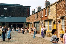 PHOTO  CORONATION STREET IN GRANADA STUDIOS 1990
