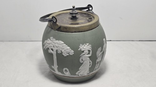 Antique wedgewood sage - antique, green