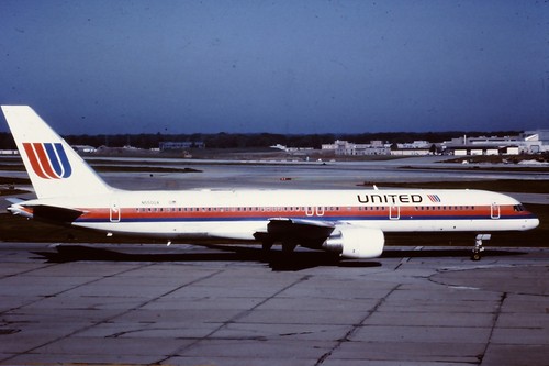 United airlines boeing - united,