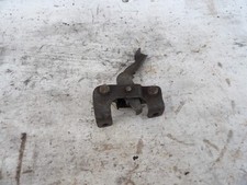 yamaha sr 250 seat catch