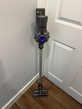 Dyson animal cordless - v6,