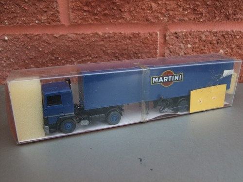 Renault r310 artic with box - renault,
