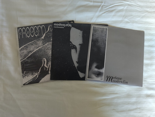Modern eon 45s - 45s, lot