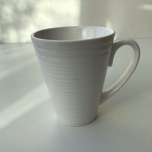 Belleek living ripple - living,