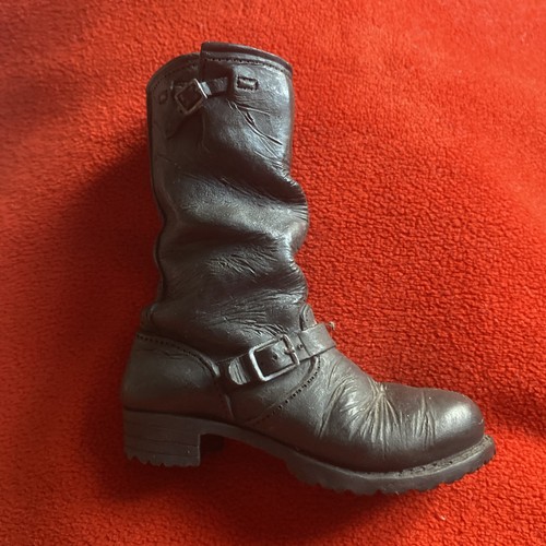 Just the right shoe raine - the,