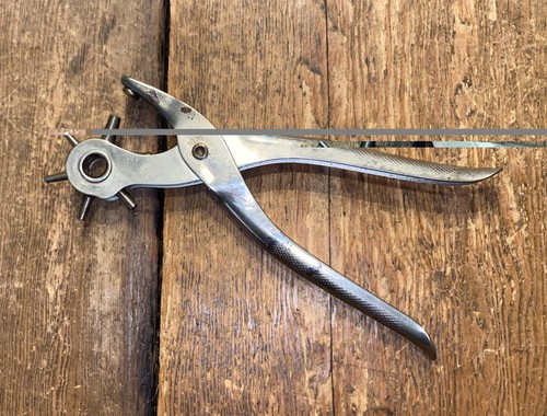 Vintage maun industries hole - vintage,