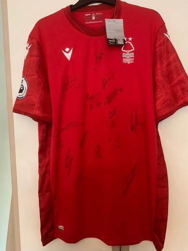 Nottingham forest squad - , signed