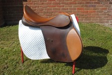 17.5IN JUMPGP SADDLE ENGLISH