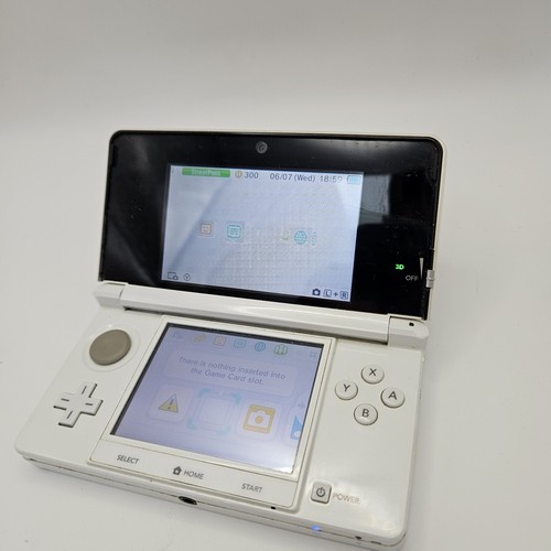 Nintendo 3ds white - white, handheld
