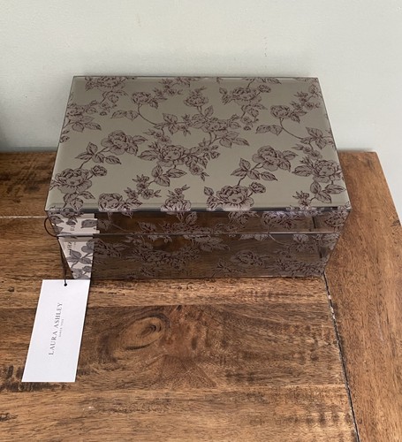 Laura ashley jewellery box - jewellery,