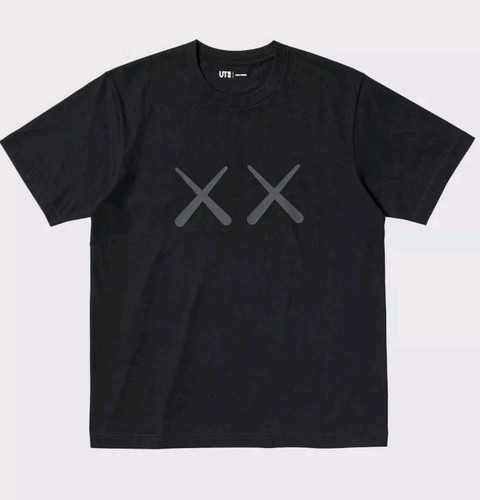 Shirt kaws uniqlo collab - kaws,