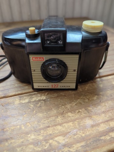 Kodak brownie 127 - 127, bakelite