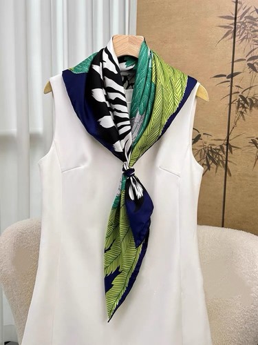 100 mulberry silk scarf - 100%, in