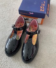 Black PETASIL Girls Patent