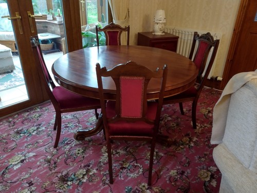 Nineteenth century loo table - nineteenth,