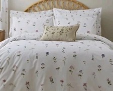 Dunelm double pressed - pressed, floral