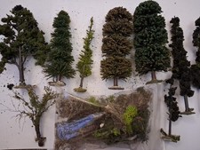 9 Pack Plastic OO Gauge Model Trees & Lichen for Railway Hornby Bachmann  