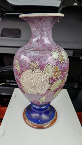 Very nice royal doulton - royal,