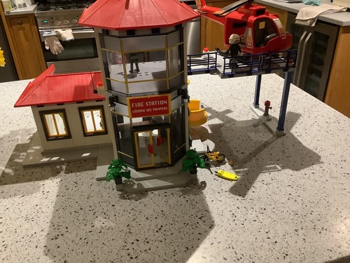 Playmobil fire station 3175 - station,