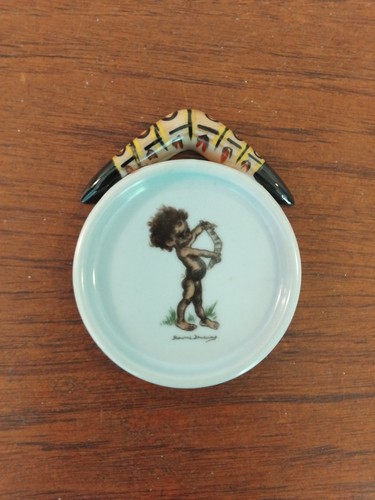 Brownie downing aboriginal - aboriginal, pin
