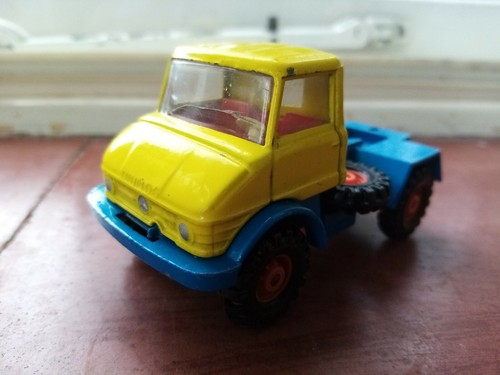 Vintage corgi mercedes unimog - corgi,