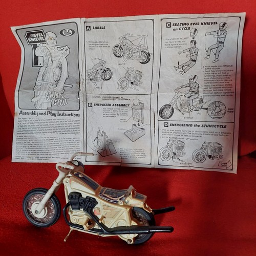 Evel knievel stunt - stunt, +