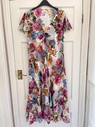 Country casuals floral silk - country,