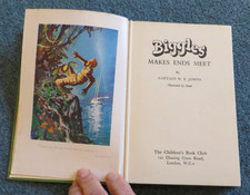BIGGLES MAKES ENDS MEET -  W E