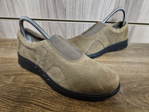 Clarks still unstructured - un,