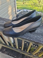Clarks Women's Emily Ruby Pump Black Leather Size 12 