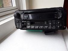 Radio, cassette, CD player car stereo jeep grand Cherokee wj 99 - 04