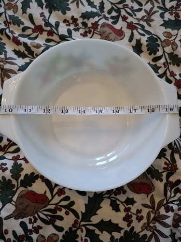 Pyrex glass casserole dish - glass,