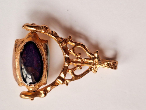 Vintage swivel stone - swivel,