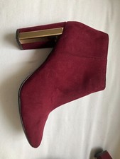 Burgundy Red Herring block