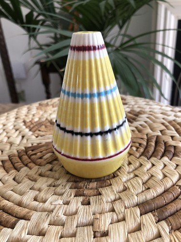 Hornsea pottery rainbow pepper - rainbow,
