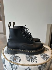 Martens 1460 boots - martens,