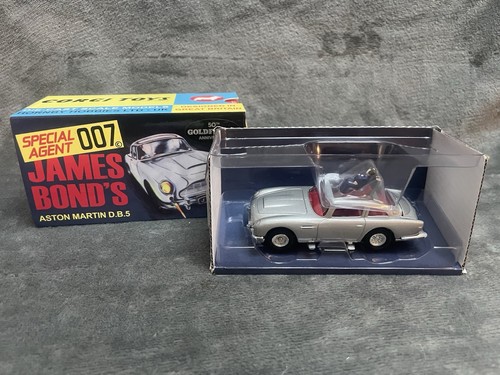 Corgi james bond 007 - , gold