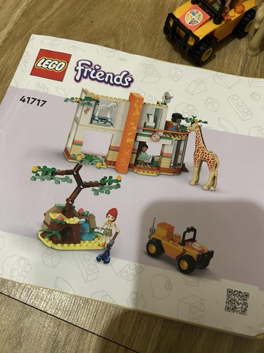 Lego friends mia wildlife - friends:, mia's
