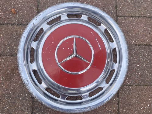 Mercedes benz red w123 wheel - mercedes-benz,
