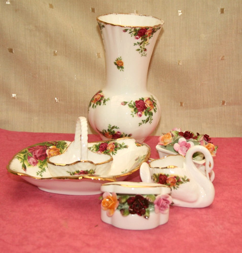 Six royal albert items old - royal,