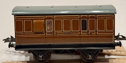 Hornby lner passenger brake - lner,