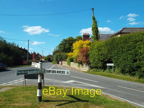 Photo 6x4 direction - direction, at
