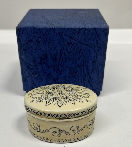 Vintage faux scrimshaw - vintage,